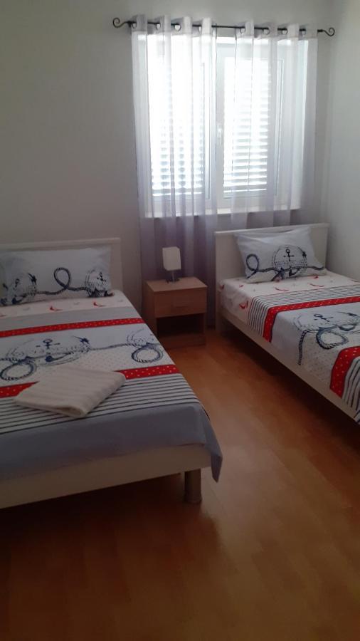 Apartman Nina Vodice Zewnętrze zdjęcie