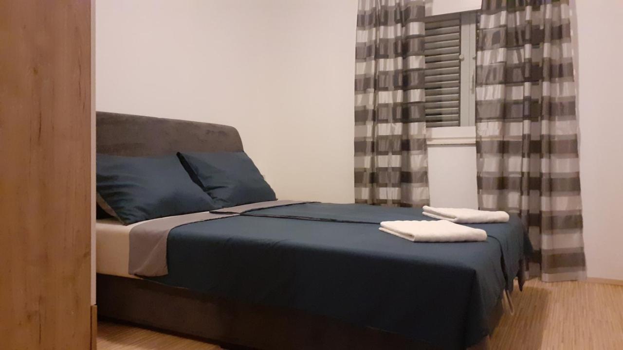 Apartman Nina Vodice Zewnętrze zdjęcie
